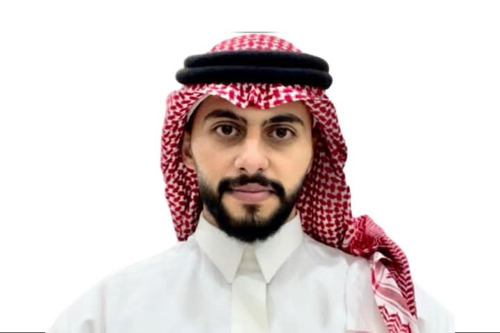 مقنع محمد القحطاني: من عالم العلاج الطبيعي إلى استكشاف ثقافات الطعام حول العالم