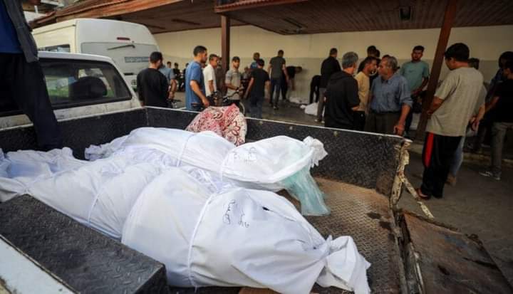 اعلامي غزة: الاحتلال يمتهن كرامة جثامين 89 شهيداً ويسلّمهم هياكل عظمية