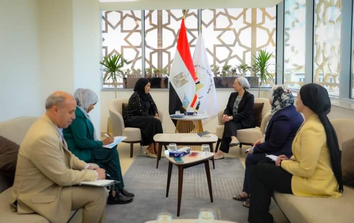 وزيرة البيئة تستقبل وزيرة البيئة الصومالية
