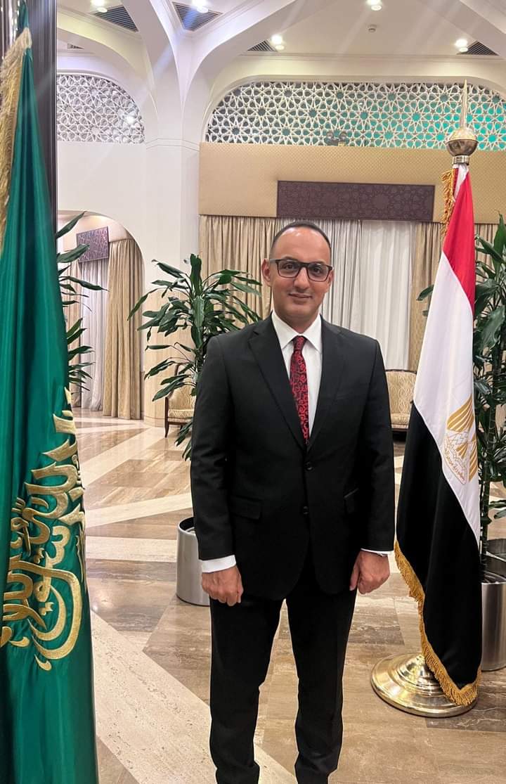 بعد وصوله 7% .. خبير اقتصادي: التحول للدعم النقدي يدعم الموازنة العامة للدولة