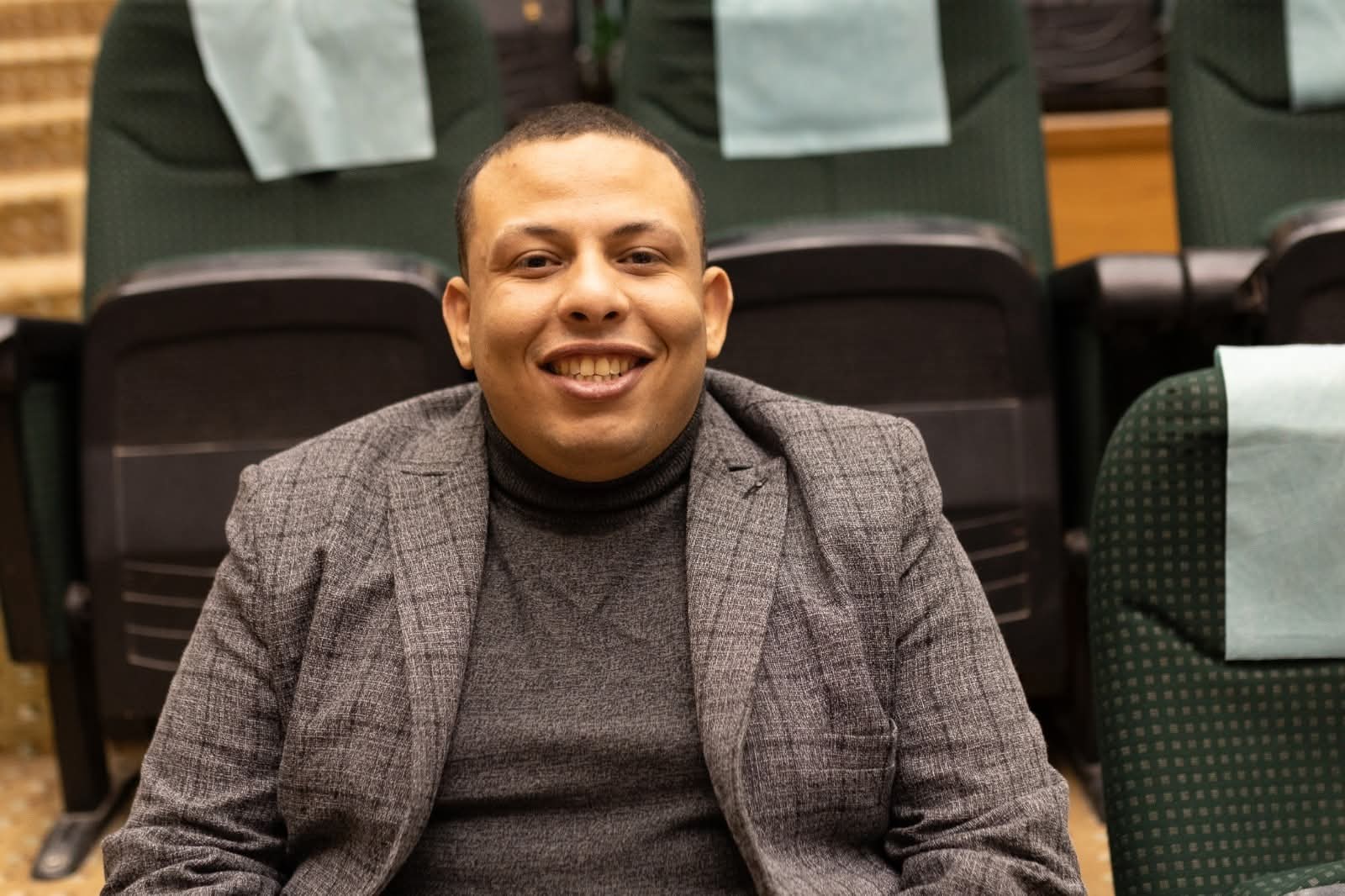 مؤمن أشرف: التكنولوجيا مش بس سلاح دفاع.. دى كمان درع وعي لحماية الدولة من حروب الجيل الخامس”