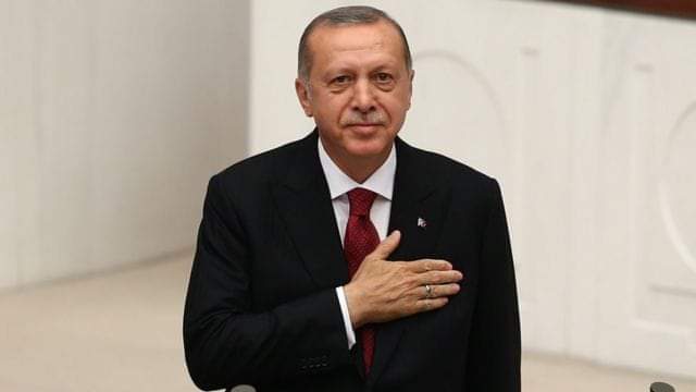 النتائج الأولية لانتخابات تركيا تظهر تقدم أردوغان على منافسه