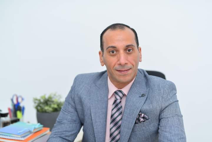 محمد فاروق جبر يحذر من تفاقم الأزمة السودانية ويدعو لحلول فورية