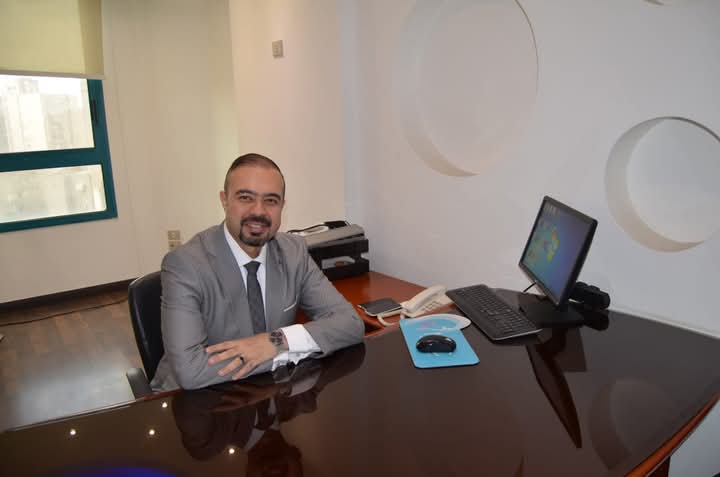 الدكتور أحمد عاصم الملا يوضح: مراحل عملية الحقن المجهري خطوة بخطوة لتحقيق حلم الإنجاب